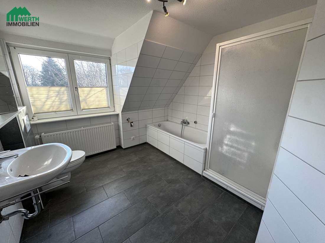 Immobilie in Burweg - Großzügiges Zweifamilienhaus mit modernem Innenausbau & riesigem Grundstück - Bild 9