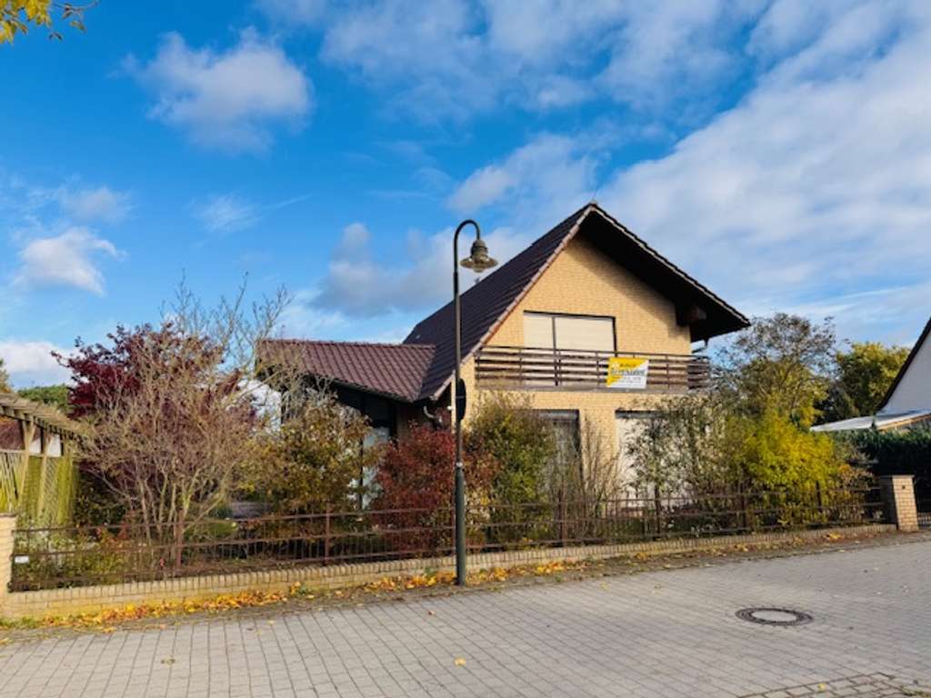 Immobilie in Petershagen/Eggersdorf - Großes Architektenhaus mit Sauna in ruhiger Lage von Eggersdorf! - Bild 0