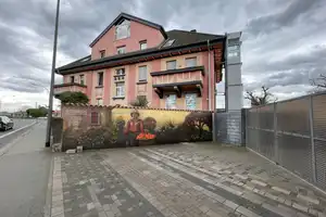 Einzigartiges Wohn-Geschäftshaus auf Gewerbegrundstück – Vielseitige Nutzung möglich! – Frankfurt am Main – Vorschaubild 2