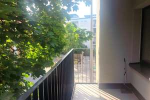 Zweitbezug nach Sanierung -3 Zimmer mit Balkon & grünem Ausblick -nur 2 Wohneinheiten