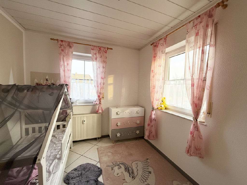 Immobilie in Dorsheim - Attraktives freistehendes Einfamilienhaus mit großem Garten und Einliegerwohnung - Bild 5
