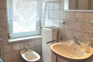 Charmantes Wohnhaus mit zwei Gesichtern! Als Einfamilien-/Mehrgenerationenhaus geeignet! – Die vollständige Adresse der Immobilie erhältst du vom Anbieter., 50374 Erftstadt – Vorschaubild 11