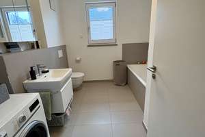 Helle 3-Zimmer-Wohnung mit Balkon und Tiefgaragenstellplatz – 81375 Neuhadern, München – Vorschaubild 7