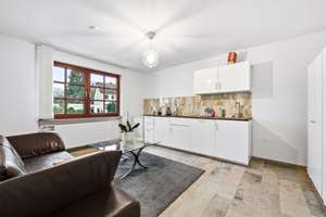 Großzügige Villa mit besonderem Wohnpotenzial – Die vollständige Adresse der Immobilie erhältst du vom Anbieter., 22397 Duvenstedt, Hamburg – Vorschaubild 17
