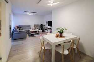 Perfekt für Familien: 3-Zimmer-Wohnung mit Top-Ausstattung in Pforzheim – Pforzheim – Vorschaubild 1