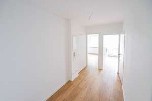 Helle 3.5 Zimmer am Flakensee, neu-saniert, offene Wohnküche, sonnige Loggia – Heideweg 3, 15537 Erkner – Vorschaubild 3