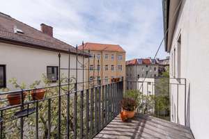 Lichtdurchflutete 2-Zimmer-Altbauwohnung mit Charme und Südbalkon am Zenettiplatz – Die vollständige Adresse der Immobilie erhältst du vom Anbieter., 80337 Am Schlachthof, München – Vorschaubild 6