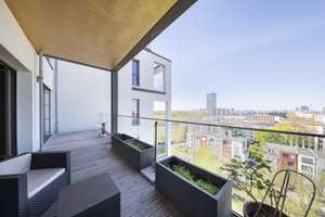 Skyline, Spa & Spreeblick – Außergewöhnliche Luxusresidenz in Berlin – Alt-Stralau 52, 10245 Friedrichshain, Berlin – Vorschaubild 2
