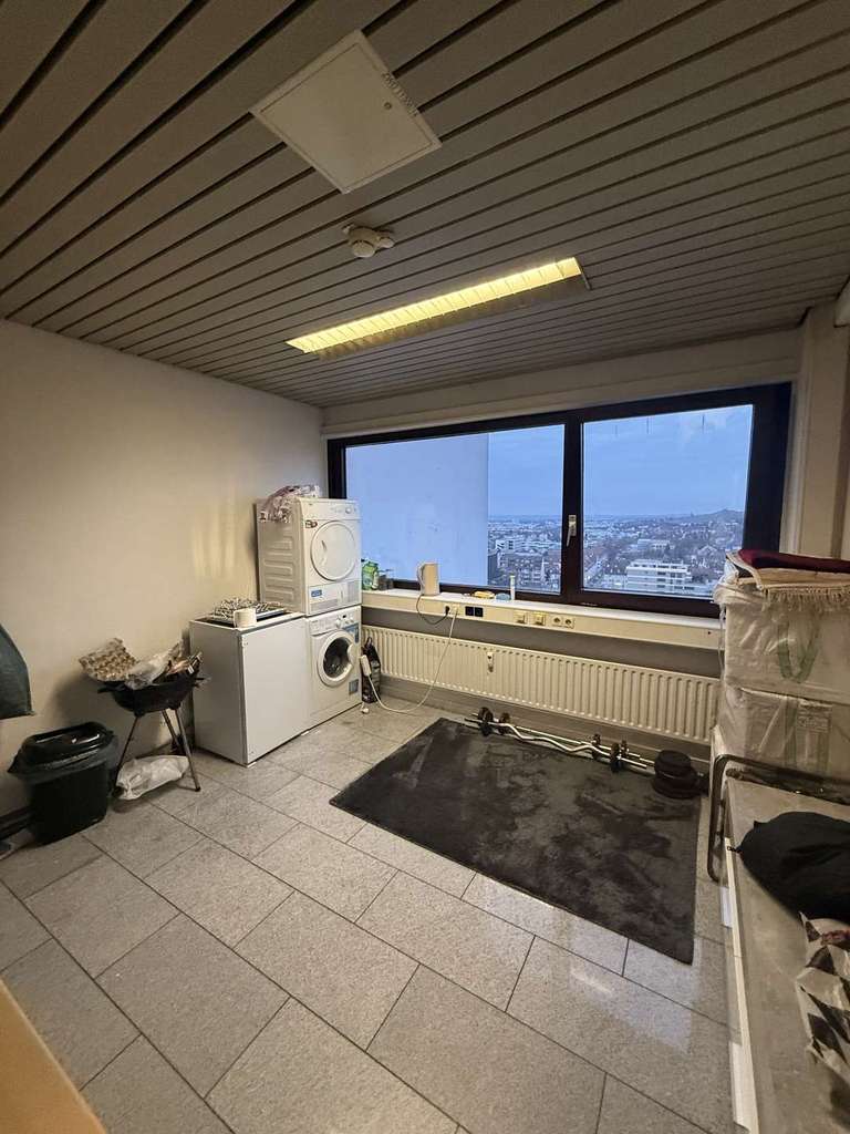 Immobilie in Heilbronn - ! Über den Dächern von Heilbronn ! - Leerstehende 1-Zimmer-Wohnung in Stadtmitte! - Bild 2