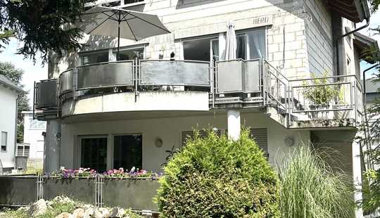 Bild von Investition in die Zukunft - 2-Familienhaus auf einem 613 m² großem Grundstück in Hofheim!
