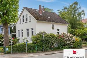 Charmanter Altbau mit Entwicklungspotenzial