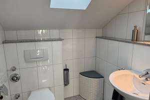 Maisonette-Penthousewohnung mit stilvollem Wohnambiente in ruhiger Lage von D-Benrath – Die vollständige Adresse der Immobilie erhältst du vom Anbieter., 40593 Benrath, Düsseldorf – Vorschaubild 8
