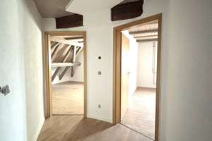Modernisierte DHH inkl. 196m² Wohnfl., Garage, Balkon, Terrasse uvm. – Tillostraße 22, 79848 Bonndorf im Schwarzwald – Vorschaubild 8