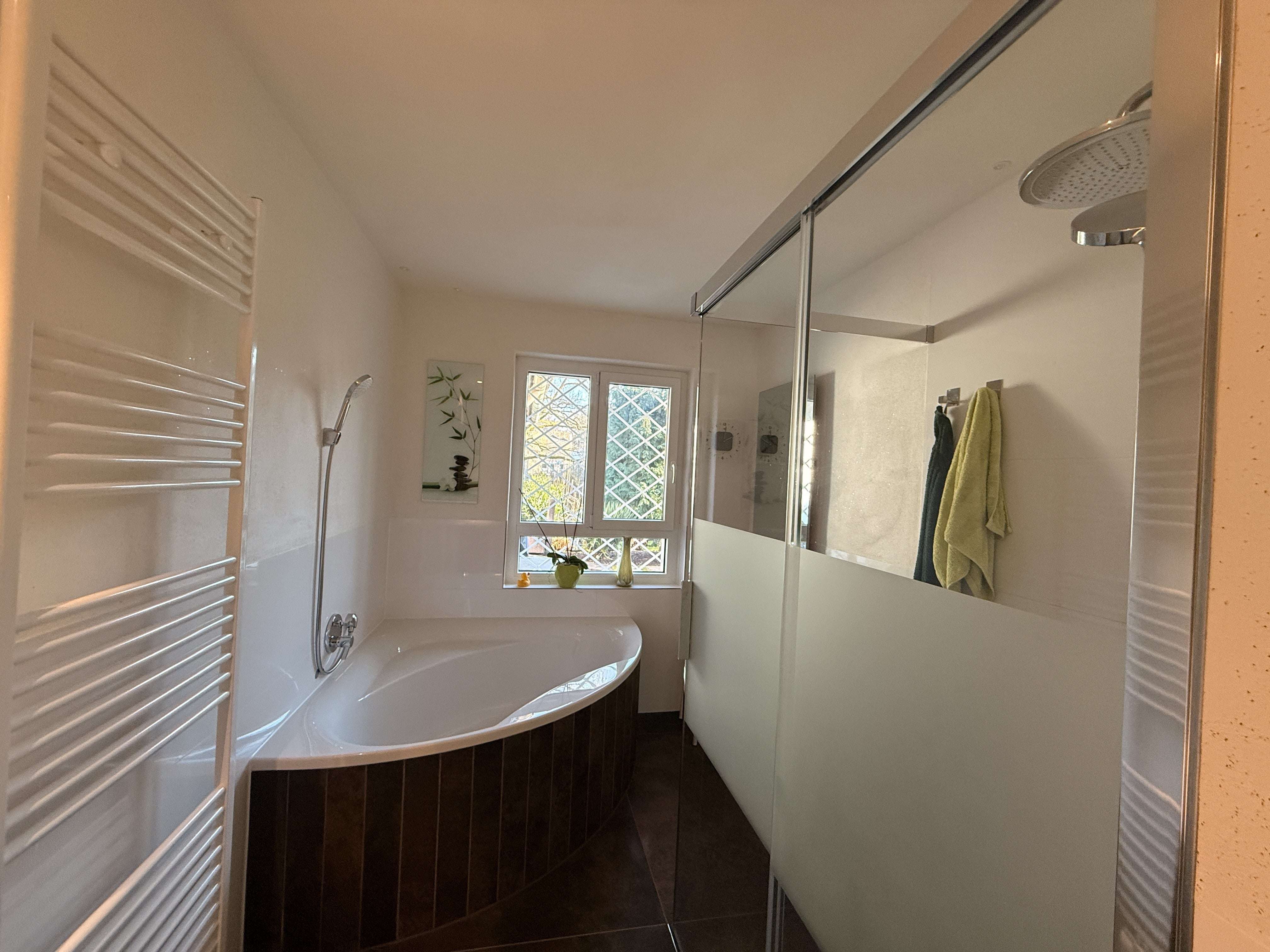 Immobilie in Fischerbach - Attraktives Wohnidyll: Einfamilienhaus mit Wintergarten & Einliegerwohnung in Haslach i.K. - Bild 16