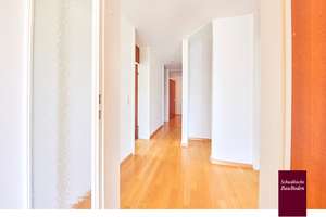 Stuttgart-Botnang: Attraktive 3,5-Zi.-Wohnung im 6. OG, Terrasse/Loggia, Parkett & Einbauküche +++ – Belaustraße 18A, 70195 Botnang-Süd, Stuttgart – Vorschaubild 21