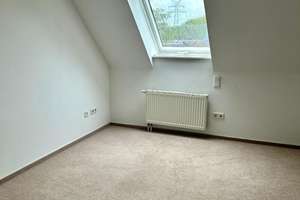 Großzügige 4-Zimmer-Wohnung in Kreyenbrück in der Nähe zum Utkiek – Schützenhofstraße 107, 26133 Osternburg, Oldenburg (Oldenburg) – Vorschaubild 3