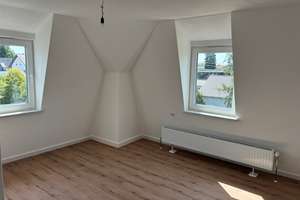 Stilvoll modernisiert: 2-Zimmer-Dachgeschosswohnung in Weißenhorn – Lenbachstraße 7, 89264 Weißenhorn – Vorschaubild 5