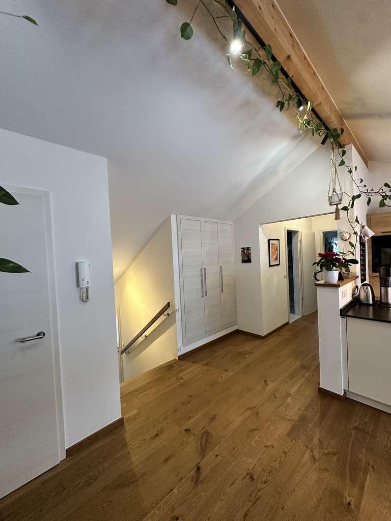 Immobilie in Teisendorf - Neuwertige 4-Zimmer-Wohnung mit Terrasse in Teisendorf - Bild 1