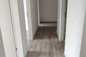 Zentrale, sonnige 4 Zimmer-Wohnung mit Südbalkon und Stellplatz – Schulkoppel 8a, 24848 Kropp – Vorschaubild 3
