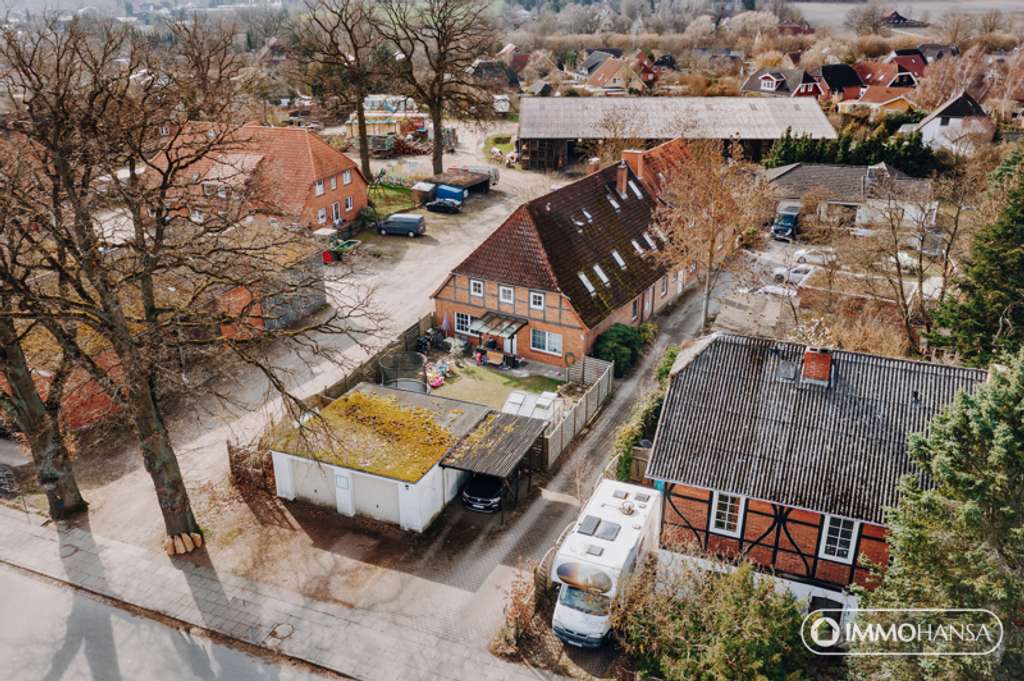 Immobilie in Deutsch Evern - + Landhauscharme trifft Rendite +
Gepflegtes Mehrfamilienhaus mit 5 WE und attraktivem Ertrag - Bild 1