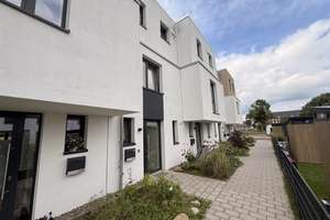 Reihenmittelhaus in Lüneburg – 5 Zimmer mit sonniger Südterrasse in familienfreundlicher Umgebung – Marie-Diederich-Str. 24, 21337 Neu-Hagen, Lüneburg – Vorschaubild 3