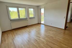 Charmante 3-Zimmer-Wohnung mit Sonnenbalkon – Ihr neues Zuhause in Reutlingen – Pestalozziestrasse 93, 72762 Reutlingen-Mitte, Reutlingen – Vorschaubild 5
