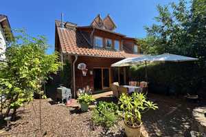 Doppelhaushälfte mit Einbauküche, idyllischer Terrasse, Sauna u.v.m. – Darmstadt-Dieburg (Kreis) – Vorschaubild 2