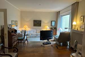 Furnished or unfurnished U.S. Welcome! 100 m2 Terrasse schöner Park  Altbau ,Au Pair Room möglich – Die vollständige Adresse der Immobilie erhältst du vom Anbieter., 65203 Biebrich, Wiesbaden – Vorschaubild 9