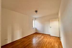 Großes Einfamilienhaus - Baujahr 2006 - mit 1.916 m² Grundstück, Doppelgarage & Homeoffice-Potenzial – Krottenseer Hauptstraße 14, 91284 Neuhaus an der Pegnitz – Vorschaubild 42