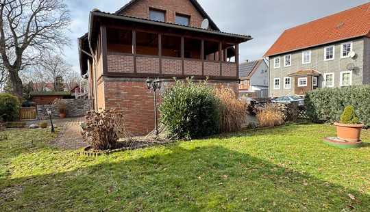 Bild von Charmante Doppelhaushälfte mit Garten, Terrasse und ausgebautem Dachgeschoss in Flöte