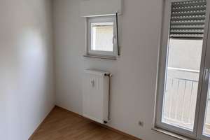 schöne 3-Zimmer-Wohnung in zentraler Lage von Remscheid – Die vollständige Adresse der Immobilie erhältst du vom Anbieter., 42853 Stadtpark, Remscheid – Vorschaubild 8