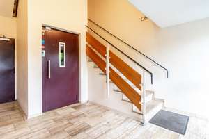 3-Zimmer-Wohnung mit Balkon in Düsseldorf-Garath – Sanierungsobjekt mit Potenzial – Die vollständige Adresse der Immobilie erhältst du vom Anbieter., 40595 Garath, Düsseldorf – Vorschaubild 5