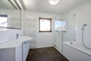 Reiheneckhaus mit Ausbaureserven – familienfreundlich, gepflegt, sonniger Garten – Die vollständige Adresse der Immobilie erhältst du vom Anbieter., 70499 Bergheim, Stuttgart – Vorschaubild 12