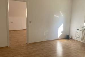2 Zimmer Dachgeschosswohnung im Ortskern von Heilbronn ab sofort bezugsfrei 920,. € Warmmiete – Die vollständige Adresse der Immobilie erhältst du vom Anbieter., 74072 Heilbronn, Heilbronn – Vorschaubild 10