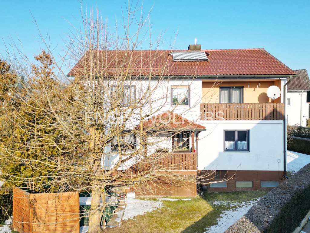 Immobilie in Sinzing - Leben im Herzen von Sinzing - Großzügiges Einfamilienhaus mit Einliegerwohnung - Bild 0