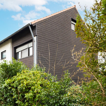 Bergisch Gladbach - Paffrath: Reihenendhaus mit Garage in beliebter Lage