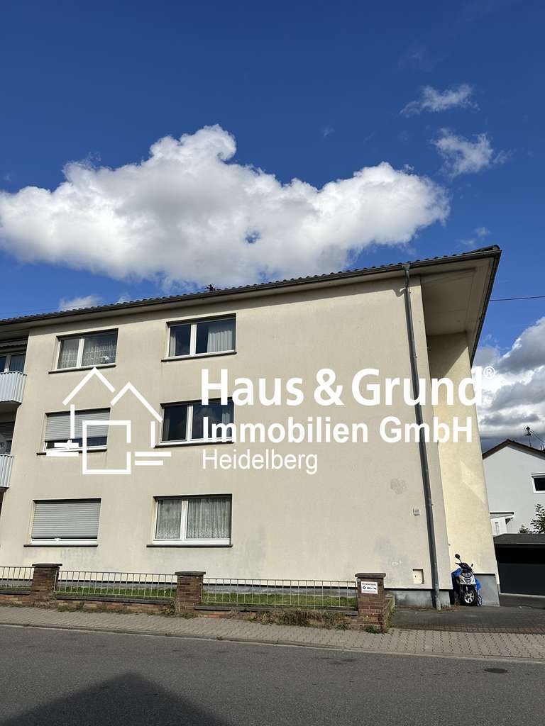 Haus & Grund Immobilien GmbH - wunderschöne 3-ZKB mit Balkon und PKW-Stellplatz in Eppelheim