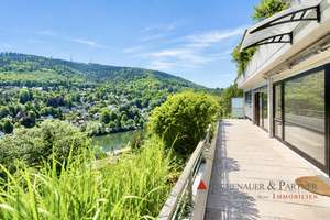 Wohnen über dem Neckar – Familienidylle mit traumhafter Sonnenterrasse und Panoramablick