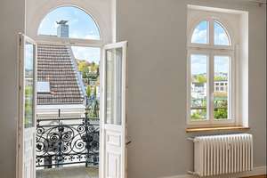 Zwei Kaiser, Exklusives Wohnen am Arrenberg, stilvolle 2-Zimmerwohnung mit Balkon