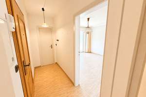 Ruhige 3-Zimmer-Wohnung auf Erbpacht mit Südwestbalkon im Lübecker Musikerviertel – Die vollständige Adresse der Immobilie erhältst du vom Anbieter., 23556 Sankt Lorenz Nord, Lübeck – Vorschaubild 3