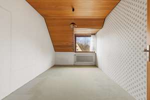 Großzügiges Mehrgenerationenhaus mit Garage in guter und ruhiger Lage von Tonndorf. – Die vollständige Adresse der Immobilie erhältst du vom Anbieter., 22045 Tonndorf, Hamburg – Vorschaubild 17