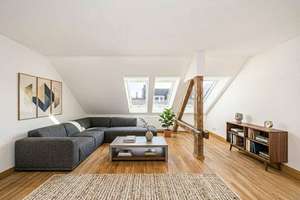 Großzügige Dachgeschosswohnung in Stötteritz