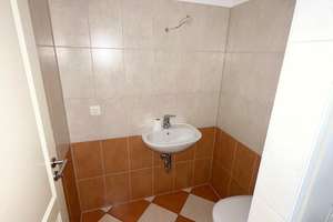 ***NUR FÜR SENIOREN*** Einbauküche, Duschbad, Balkon und Fahrstuhl...!!! – Erich-Schlesinger-Str. 0, 18055 Südstadt, Rostock – Vorschaubild 9