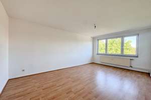 Lichtdurchflutete 3-Zimmer-Wohnung mit großem Balkon in Lübeck-St. Lorenz Nord – Die vollständige Adresse der Immobilie erhältst du vom Anbieter., 23556 Sankt Lorenz Nord, Lübeck – Vorschaubild 3