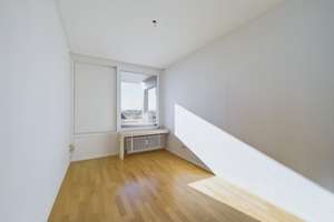 verfügbar ab 01.08.2026  - schöne 3 Zimmer Wohnung mit 2 Balkonen und  Alpenblick  I EBK I TG I – Die vollständige Adresse der Immobilie erhältst du vom Anbieter., 81925 Parkstadt, München – Vorschaubild 19