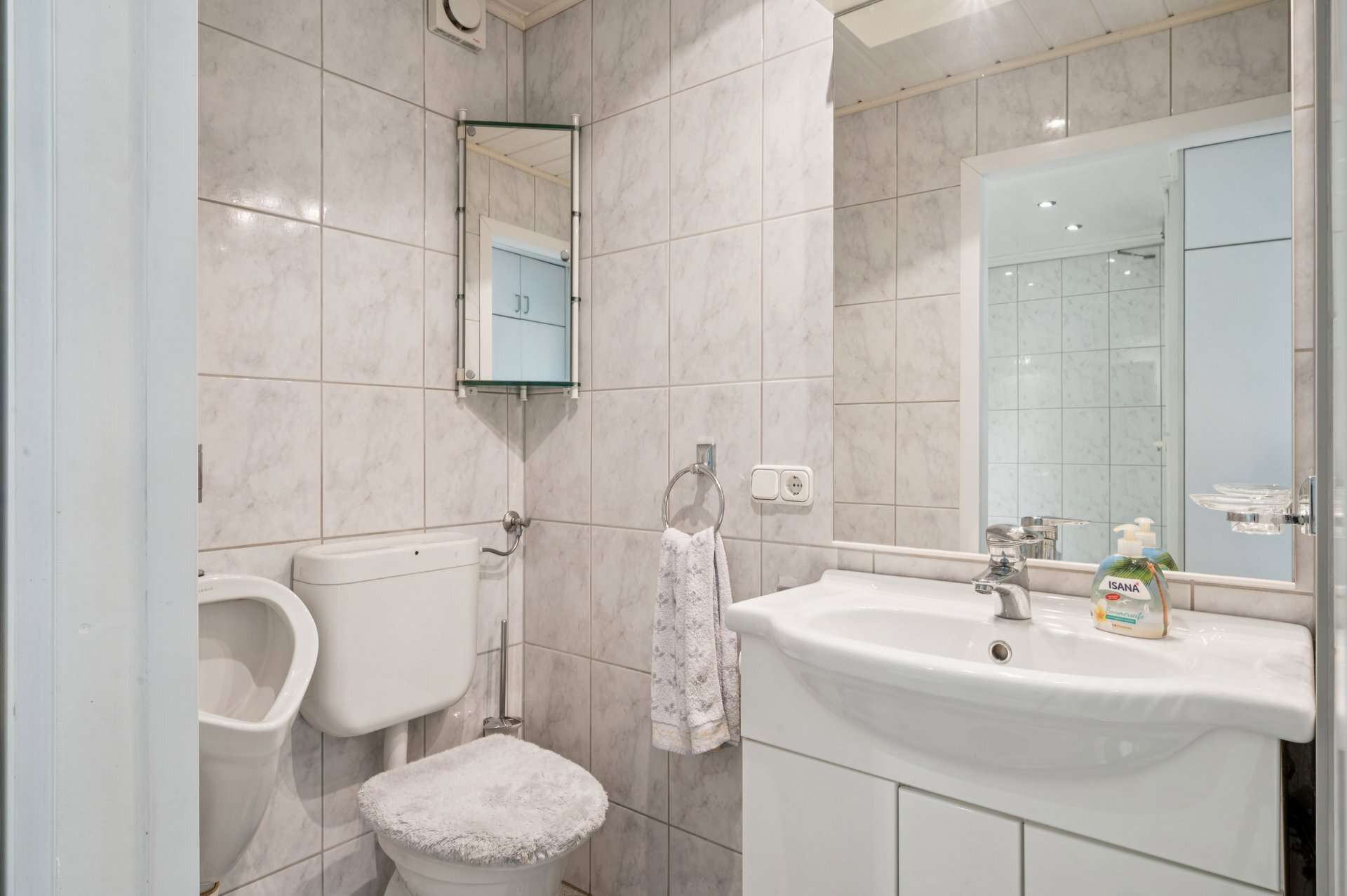 Immobilie in Nidda - Doppeltes Wohnglück - zwei Häuser auf einem Grundstück - Bild 11