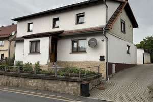 Geräumiges Einfamilienhaus mit Garage nahe Hildburghausen – Die vollständige Adresse der Immobilie erhältst du vom Anbieter., 98669 Veilsdorf – Vorschaubild 3