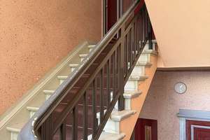 Altbau in Platzlage - sanierungsbedürftige 3-Zimmer Wohnung mit Balkon und Fahrstuhl! – Goslarer Platz 5, 10589 Charlottenburg, Berlin – Vorschaubild 19