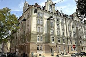 Maisonette-Traum am Bordeuxplatz - 3 Zimmer Altbauwohnung mit Alpenblick über den Dächern Münchens