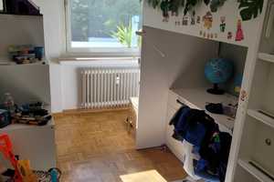 Gut geschnittene 4 Zimmerwohnung mit Balkon in Düsseldorf-Knittkuhl. – Am Schultersbusch 19, 40629 Düsseldorf – Vorschaubild 14
